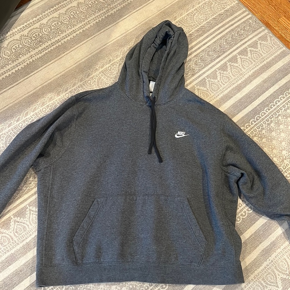 Men’s nike hoodie